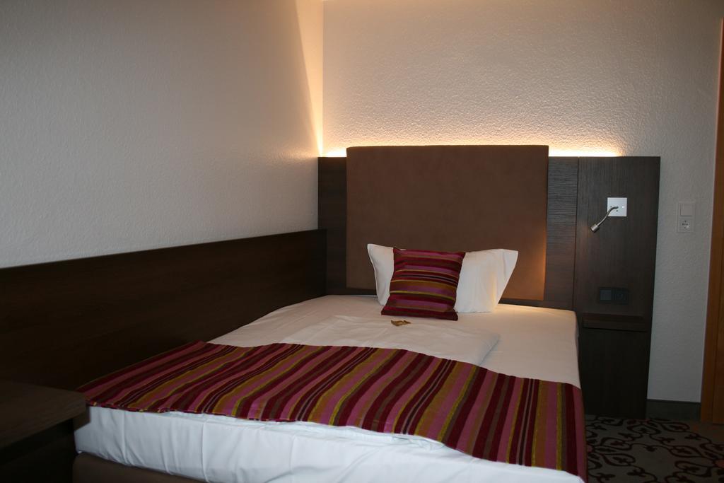 Hotel Parqeo Im A66